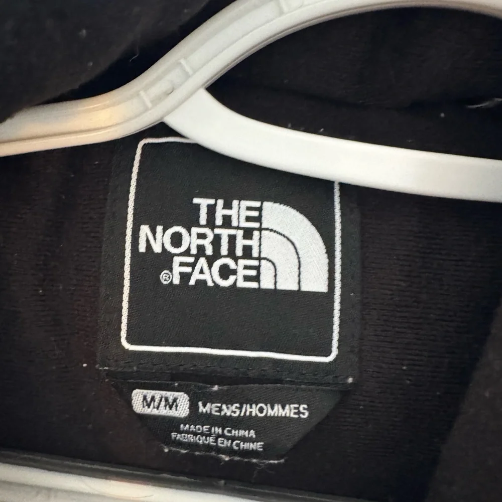 The North Face Men's Black and Gray Puffer Jacket - Picture 2 of 4
